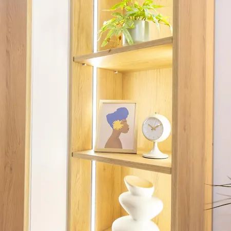 Apartment Hi Fashion
